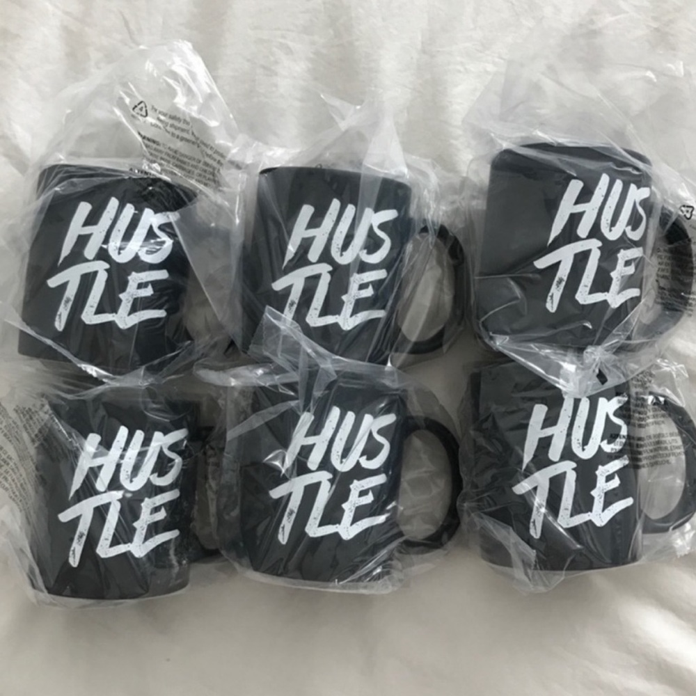 6 BRAND NEW HUSTLE MUGS